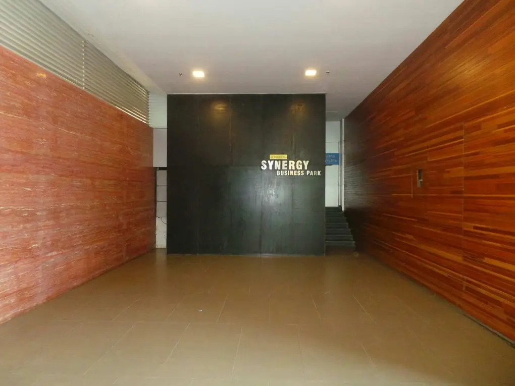 SYNERGY BUSINESS PARK – gallery image 3